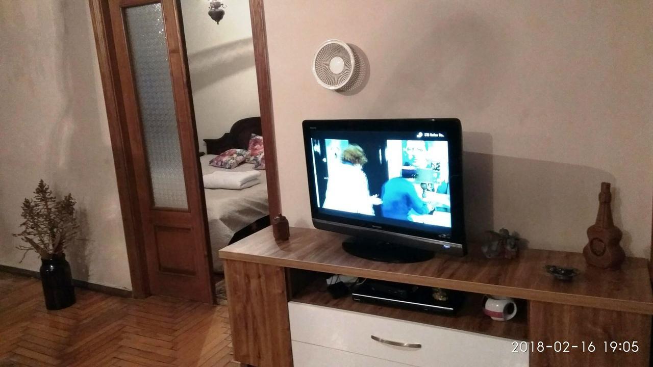 Apartment K. Gamsakhurdia St. Батумі Екстер'єр фото