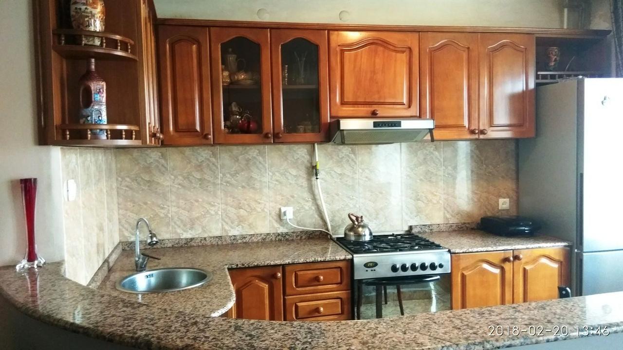 Apartment K. Gamsakhurdia St. Батумі Екстер'єр фото