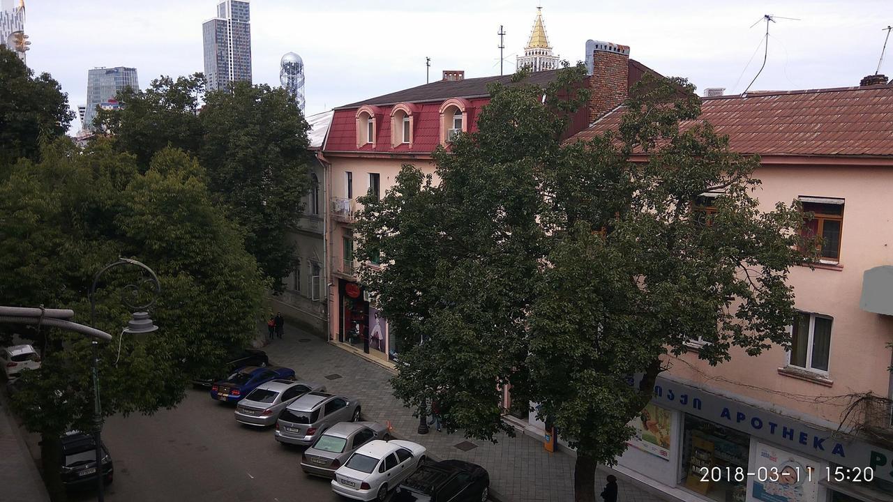 Apartment K. Gamsakhurdia St. Батумі Екстер'єр фото